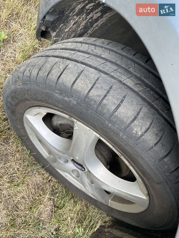 Універсал Ford Focus 2007 в Десні