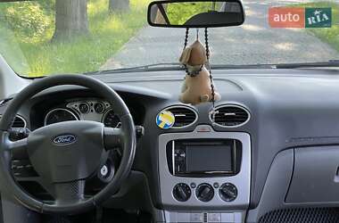 Универсал Ford Focus 2010 в 