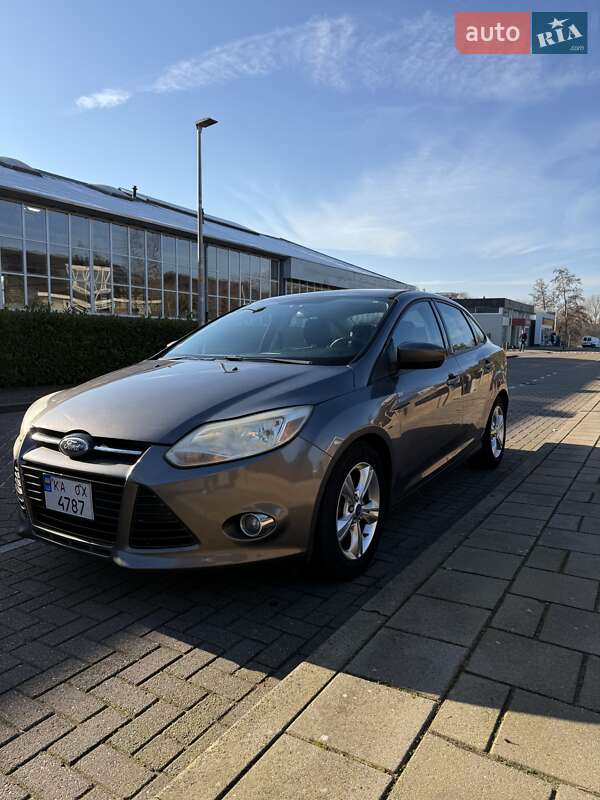 Ford Focus 2011