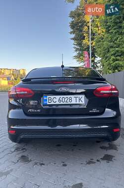 Седан Ford Focus 2015 в Львові