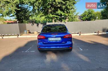 Седан Ford Focus 2015 в 
