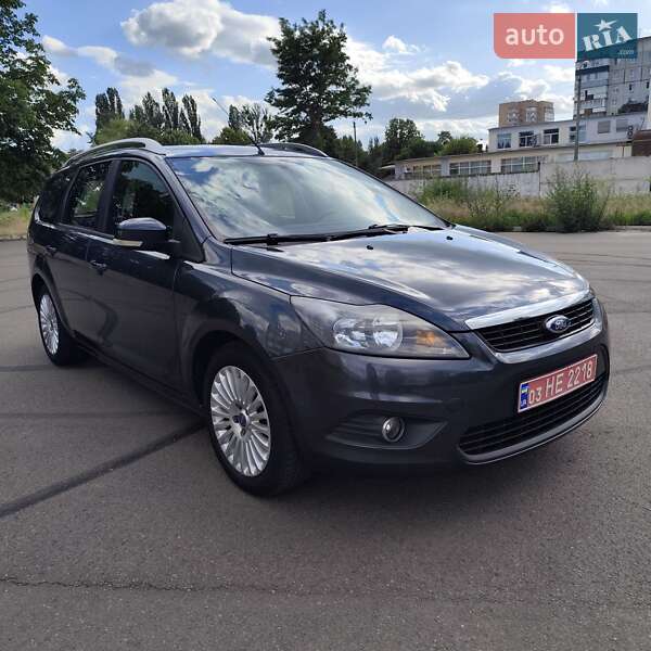 Универсал Ford Focus 2011 в 