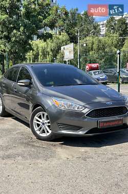 Седан Ford Focus 2015 в 