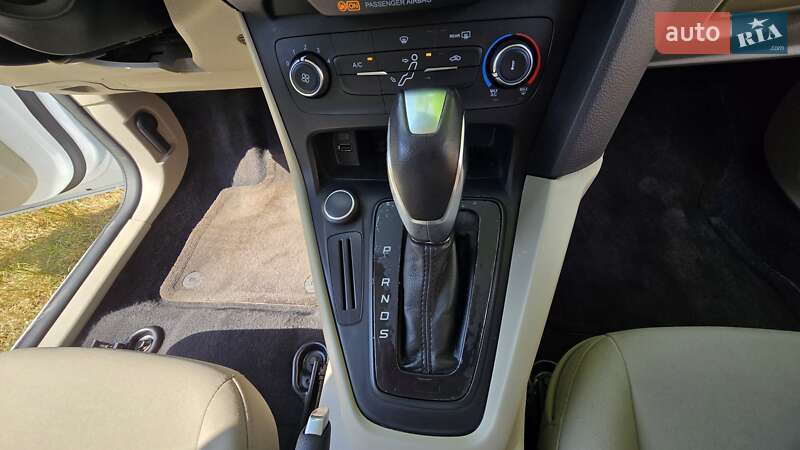 Седан Ford Focus 2016 в Києві