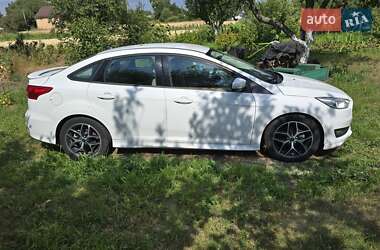Седан Ford Focus 2016 в 