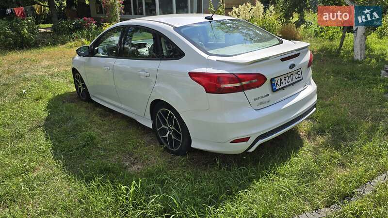 Седан Ford Focus 2016 в Києві