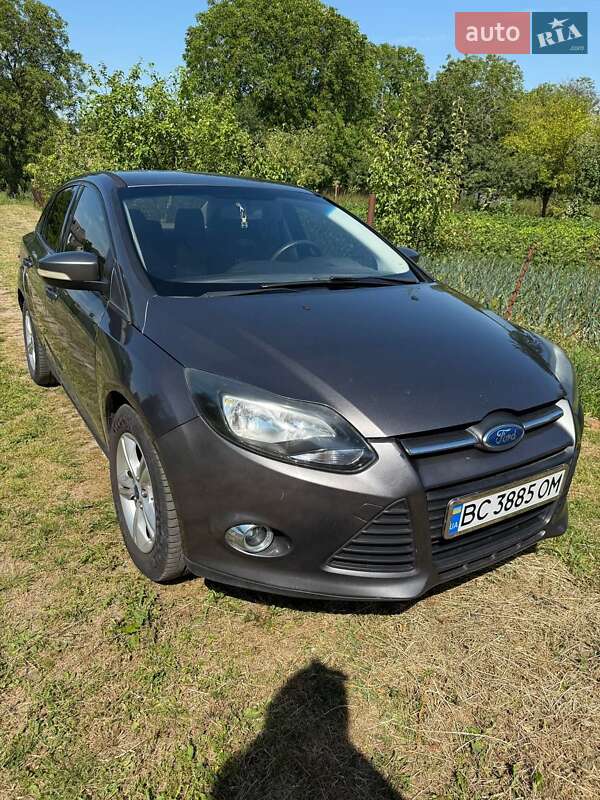 Седан Ford Focus 2013 в Мервичах