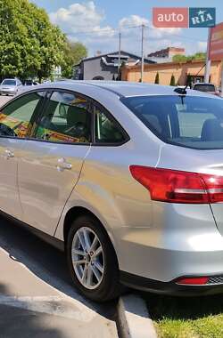 Седан Ford Focus 2017 в 