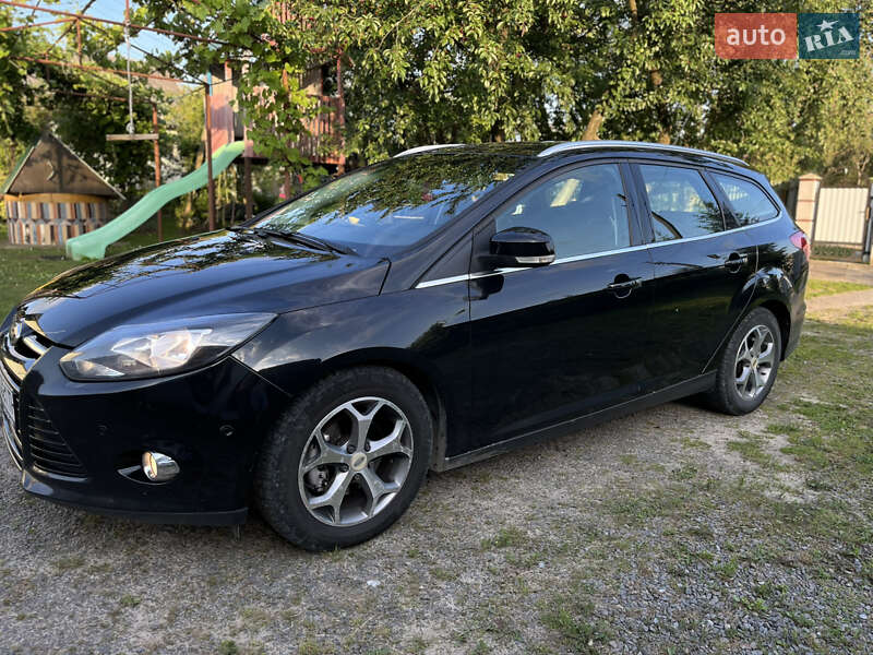 Универсал Ford Focus 2012 в Новояворовске