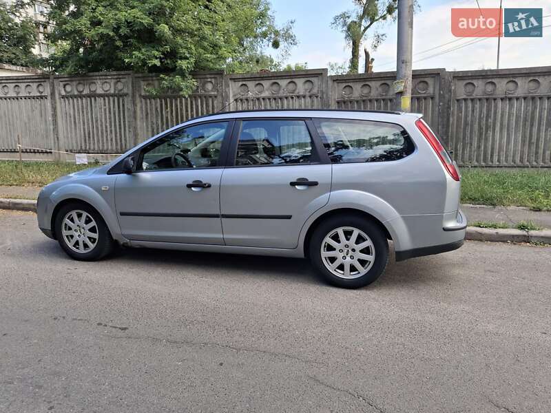 Універсал Ford Focus 2004 в Києві