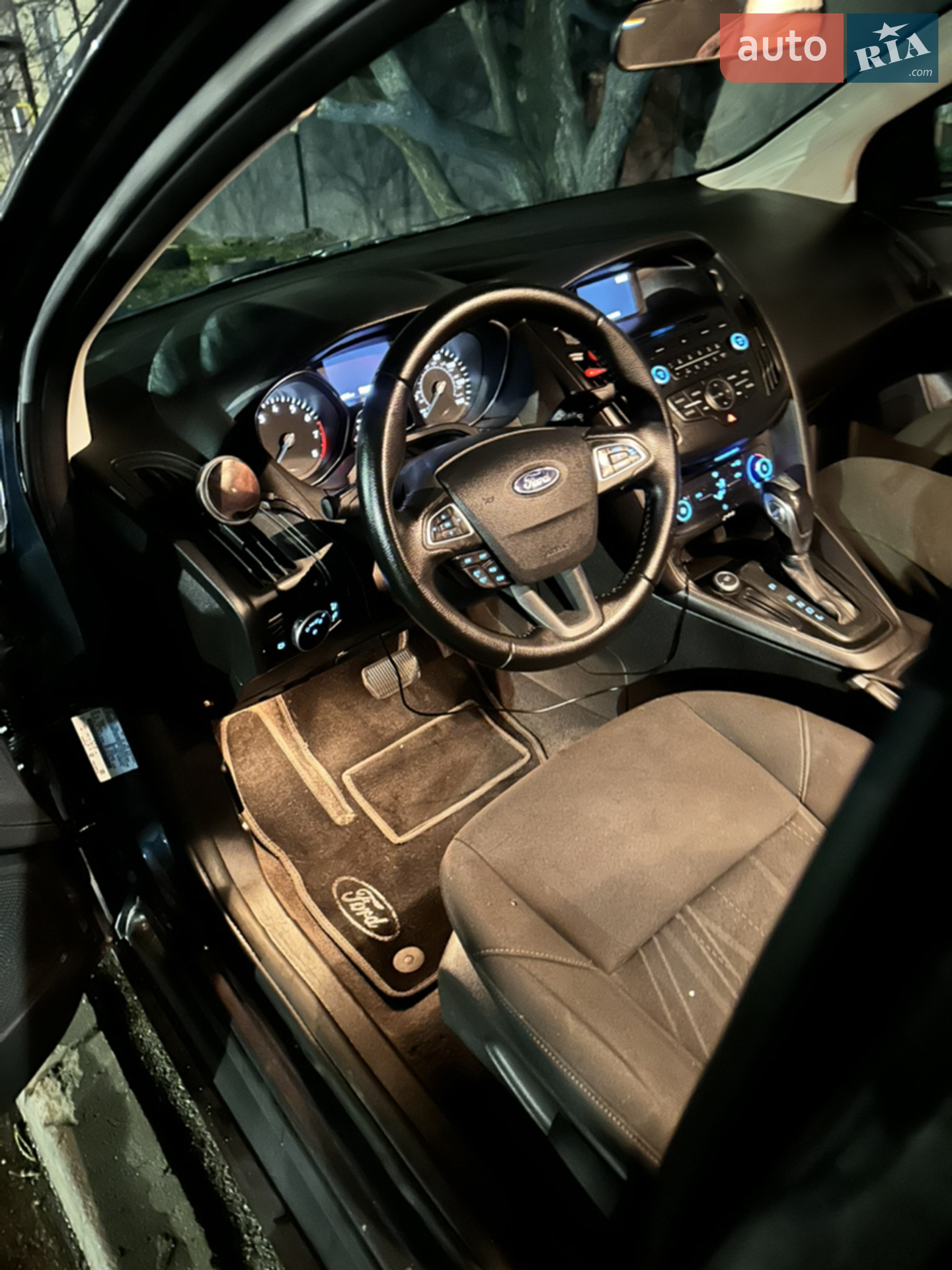 2015 Ford Focus - мініатюра 16