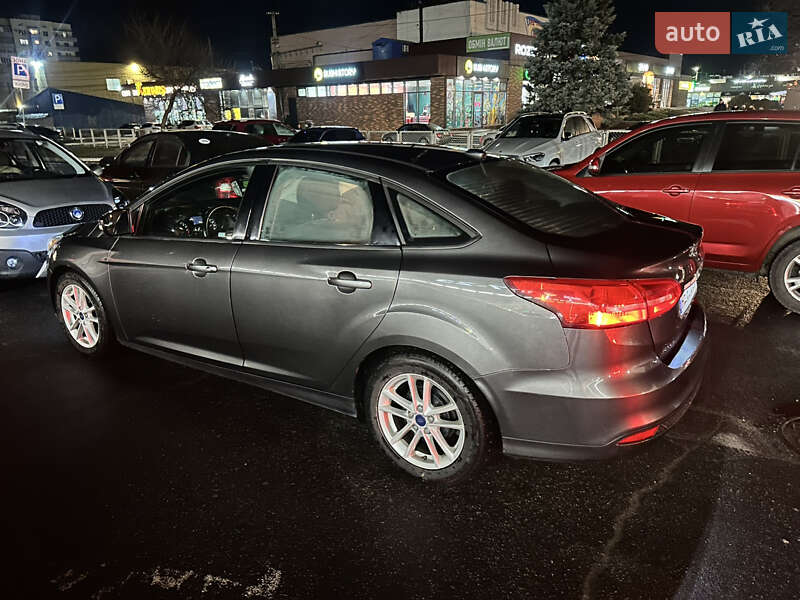 Седан Ford Focus 2015 в Днепре