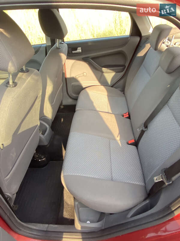 Седан Ford Focus 2007 в Киеве