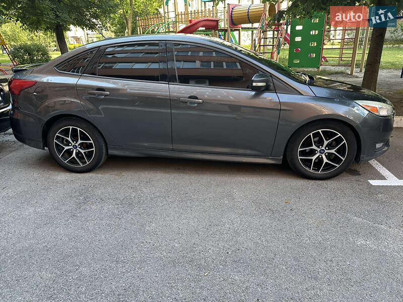 Ford Focus 2016
