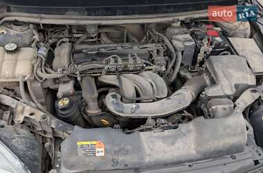 Хэтчбек Ford Focus 2007 в 