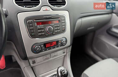Универсал Ford Focus 2010 в 