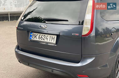 Универсал Ford Focus 2011 в 