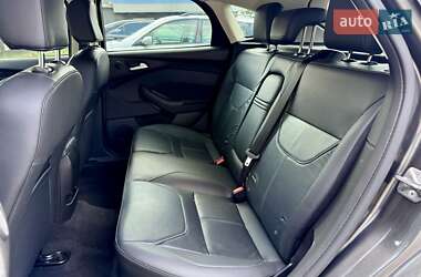 Хэтчбек Ford Focus 2015 в 