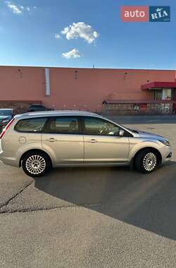 Универсал Ford Focus 2010 в 