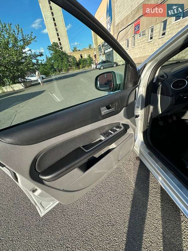 Універсал Ford Focus 2010 в Києві