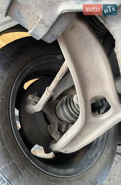 Хэтчбек Ford Focus 2011 в 