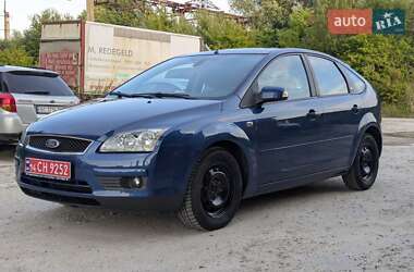 Хэтчбек Ford Focus 2006 в 