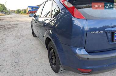 Хэтчбек Ford Focus 2006 в 