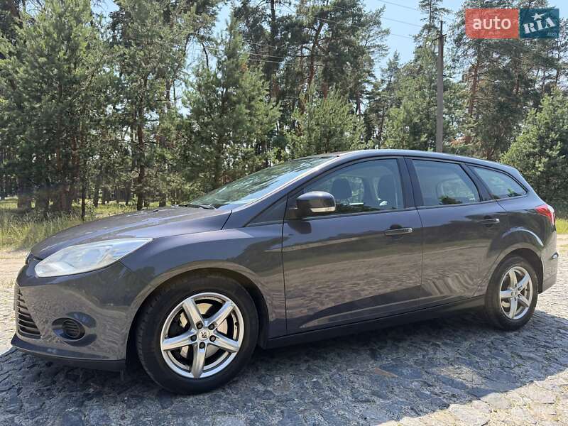 Универсал Ford Focus 2012 в 