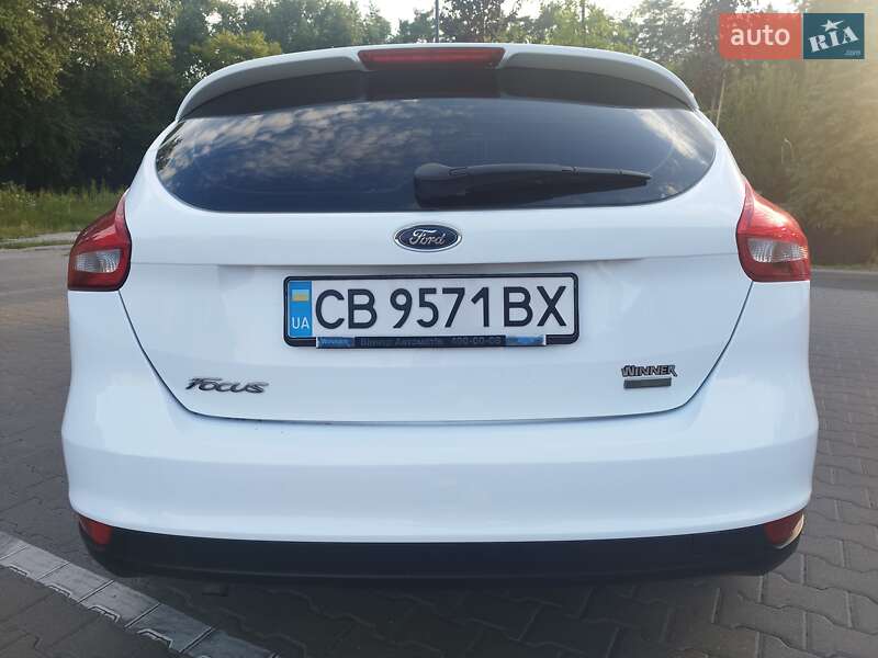Хетчбек Ford Focus 2015 в Чернігові