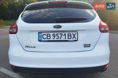 Хэтчбек Ford Focus 2015 в 