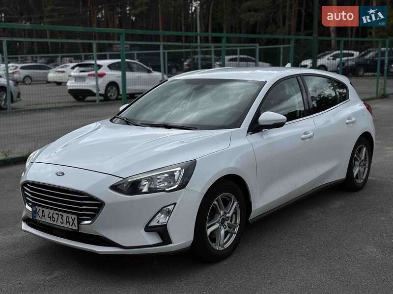 Хетчбек Ford Focus 2020 в 