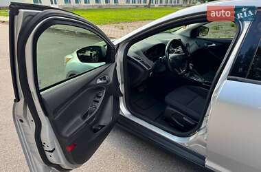 Хэтчбек Ford Focus 2017 в 