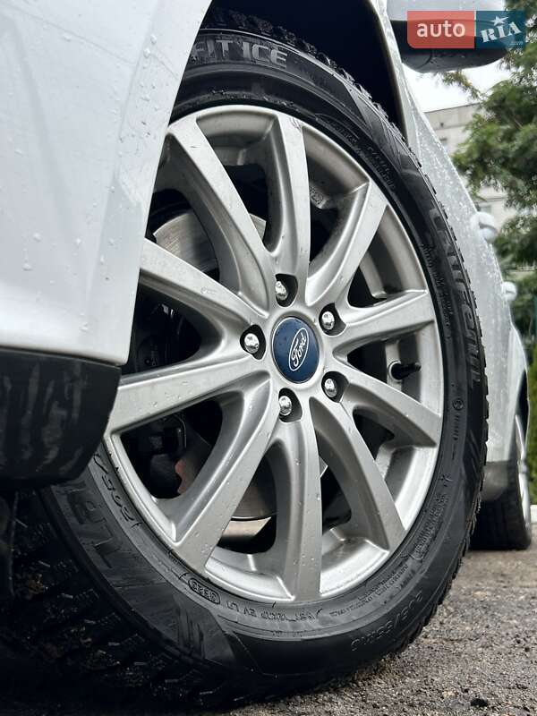Універсал Ford Focus 2011 в Сумах