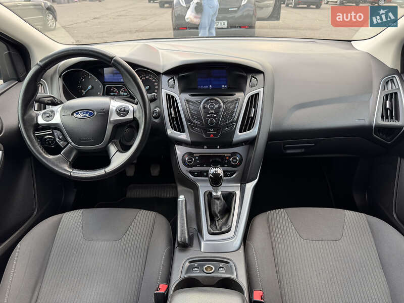 Хэтчбек Ford Focus 2014 в Ровно