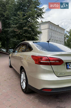 Седан Ford Focus 2018 в 