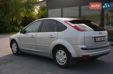 Хетчбек Ford Focus 2007 в 