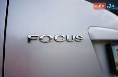 Хетчбек Ford Focus 2007 в 