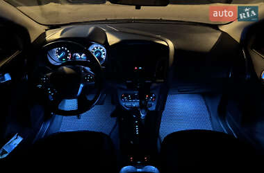 Хэтчбек Ford Focus 2014 в 