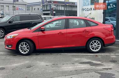 Седан Ford Focus 2015 в 