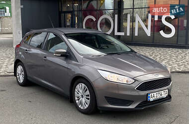 Хэтчбек Ford Focus 2015 в 