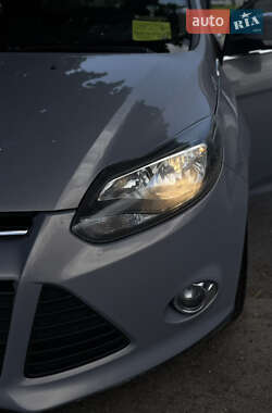 Седан Ford Focus 2013 в 