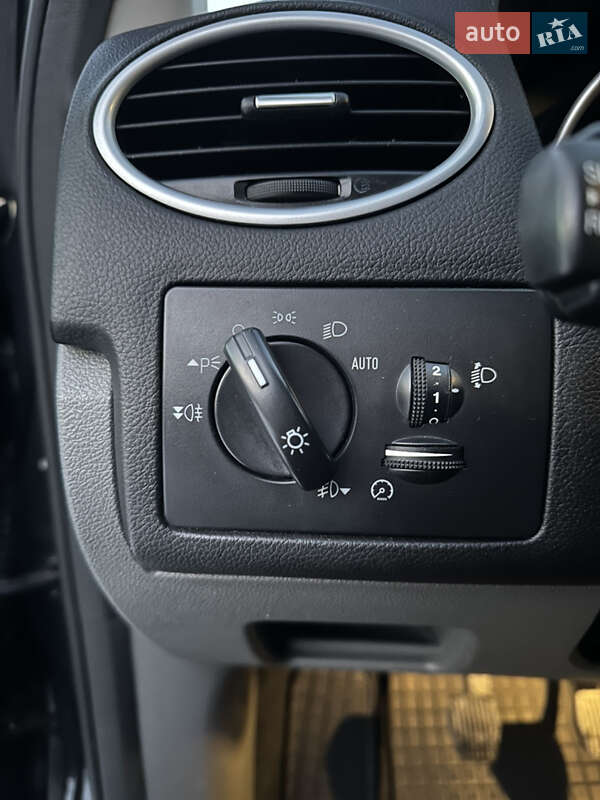 Універсал Ford Focus 2009 в Дрогобичі
