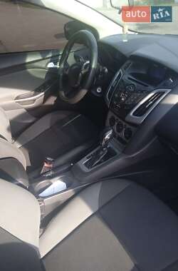Седан Ford Focus 2013 в 