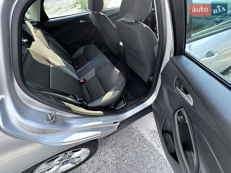 Седан Ford Focus 2014 в Киеве