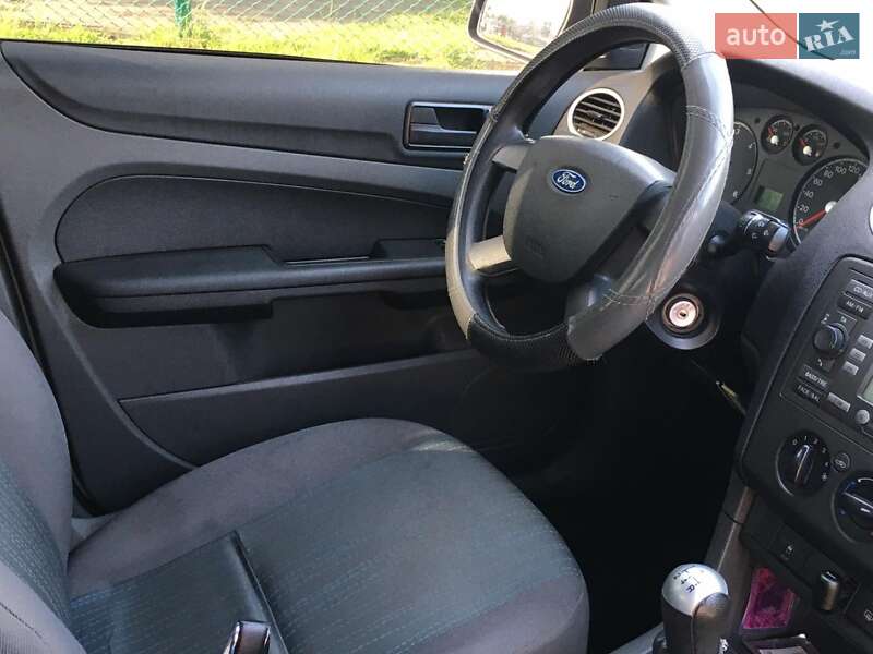 Універсал Ford Focus 2007 в Острозі
