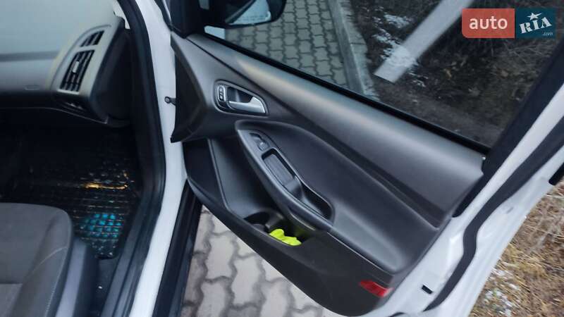 Седан Ford Focus 2016 в Житомире