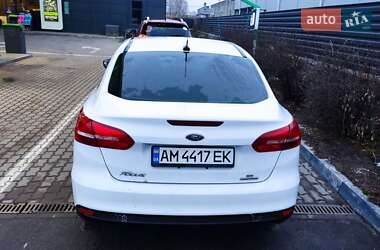 Седан Ford Focus 2016 в 