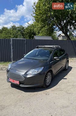 Хэтчбек Ford Focus 2018 в 