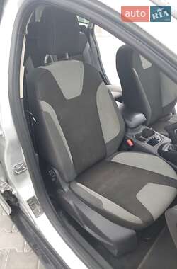 Универсал Ford Focus 2013 в 