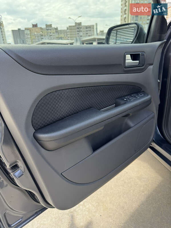Универсал Ford Focus 2006 в Киеве